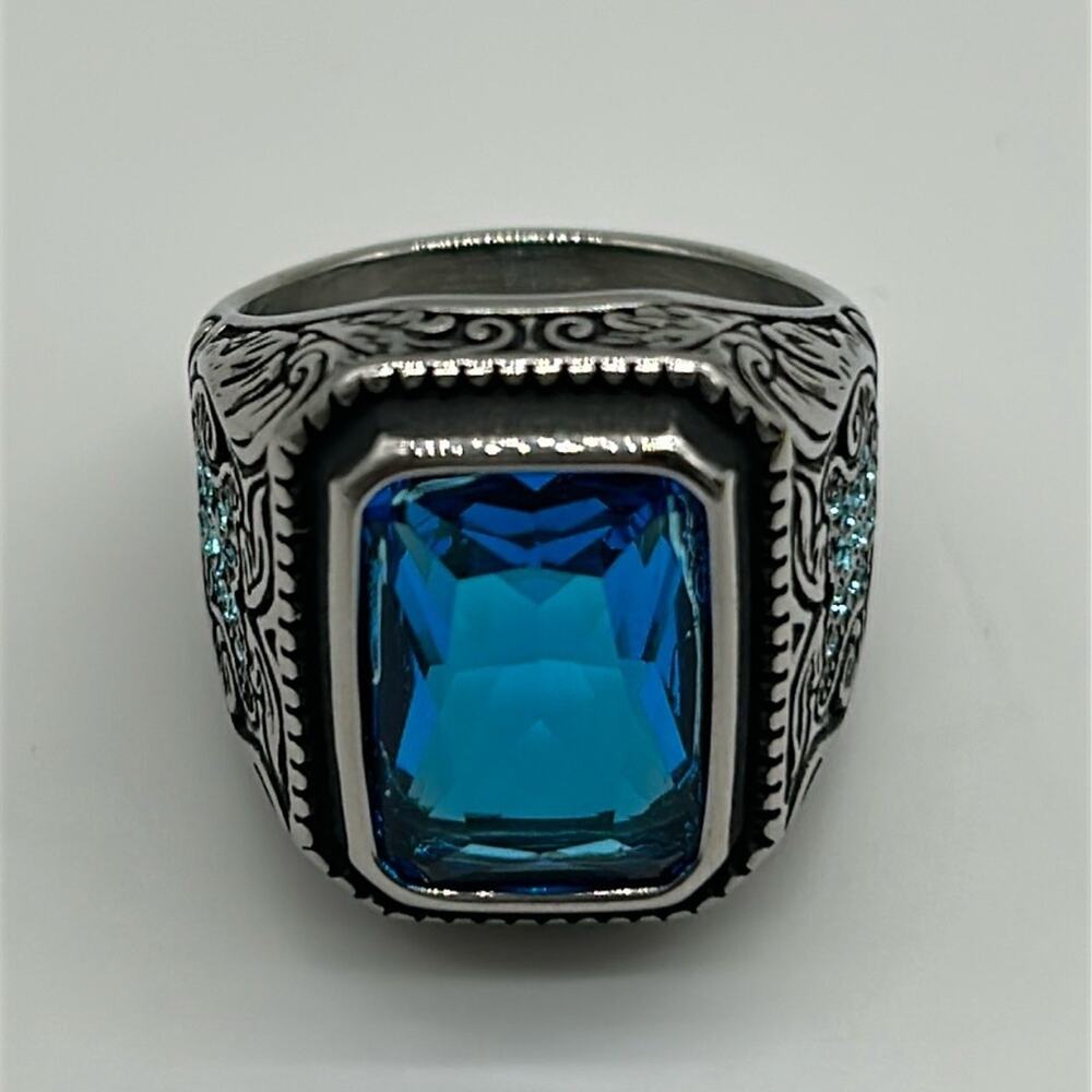 Royal Blue Cubic Zirconia Handmade Men's Ring Size 12 NWT - Picture 3 of 8